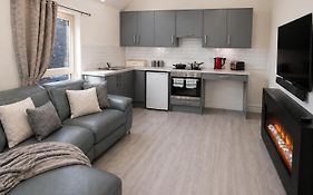 Unit 3 Modern Self Contained Apartment